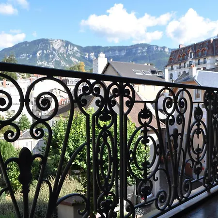 Appartement Confidence Hyper Centre Calme - Sejouraixlesbains *