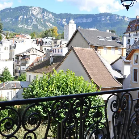 Confidence Hyper Centre Calme - Sejouraixlesbains * Aix-les-Bains